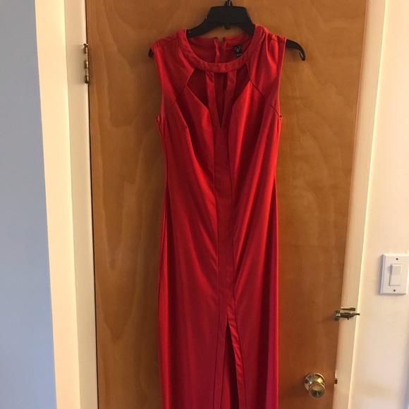 Windsor red full length dress with middle slit - Picture 1 of 1